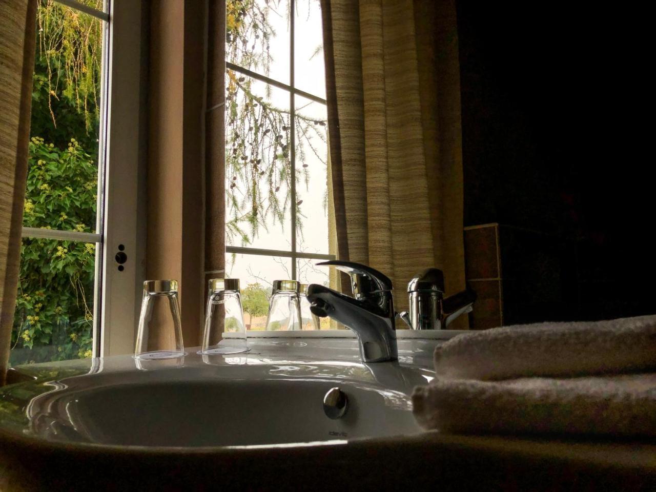 Hotel Restaurant Denis Zemmer エクステリア 写真